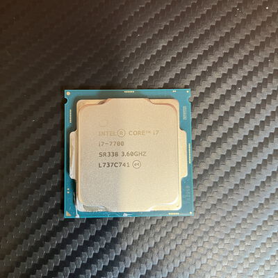 【富士青葉店】中古  INTEL Core i7-7700 (1151/3.60GHz/8M/C4/T8) 133191 
