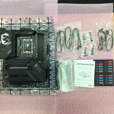 【なんば店】中古  MSI MPG Z790 CARBON WIFI (Z790 1700 ATX DDR5) 152762 