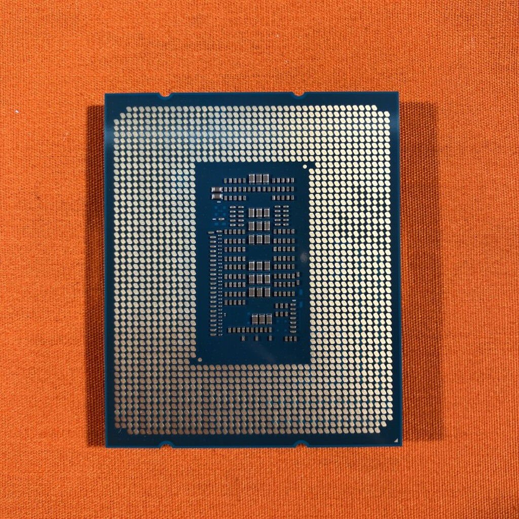 中古 INTEL Core i5 12400 (1700/2.5G/18M/C6/T12) 148614 ｜ パソコン