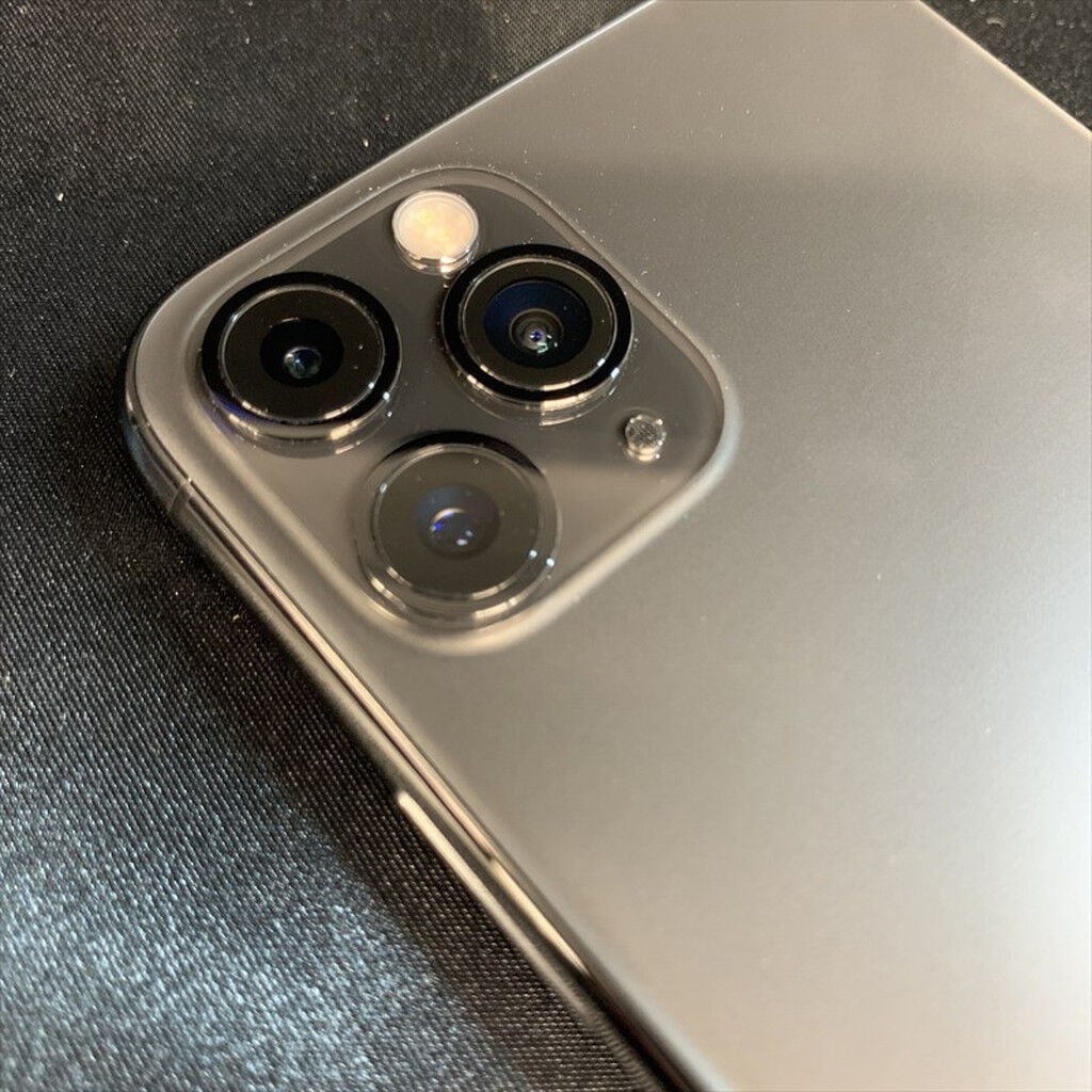 中古 【SIMロック解除済み】【docomo】 Apple iPhone11 Pro 64GB