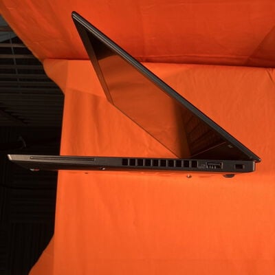 【なんば店】中古  LENOVO ThinkPad X13 (AMD Ryzen 5 Pro 4650U 2.10GHz/32GB/SSD256GB/-/オンボード/13.3/1920x1080/Wi-Fi/WEBCAM/W11P/Microsoft Office Home and Business 2024) 184183 