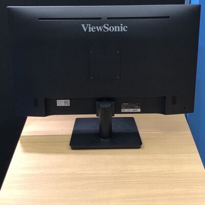 【甲府飯田店】中古  Viewsonic VA3219-4K-MHD-7(31.5"W 2H2DP IPS 4K HDR) 4720001881 