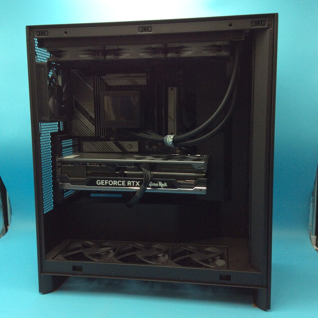 中古 自作パソコン(Ryzen 9 9900X/96GB/SSD2TB/RTX4090/OSなし