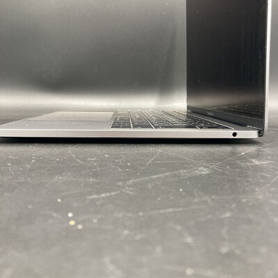 【熊本浜線店】中古  Apple MacBook Pro 13インチ 2017 シルバー Core i5 3.1GHz/8GB/512GB SSD MPXY2J/A 135864 