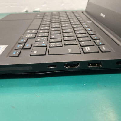 【富山本郷店】中古  マウスコンピューター DAIV G13 (Core i7-8709G/16GB/SSD500GB/WLAN/13.3FHD/W11P64) 4760001324 