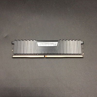 【秋葉原本店】中古  PC4-21300 8GB デスクトップ用 126165 