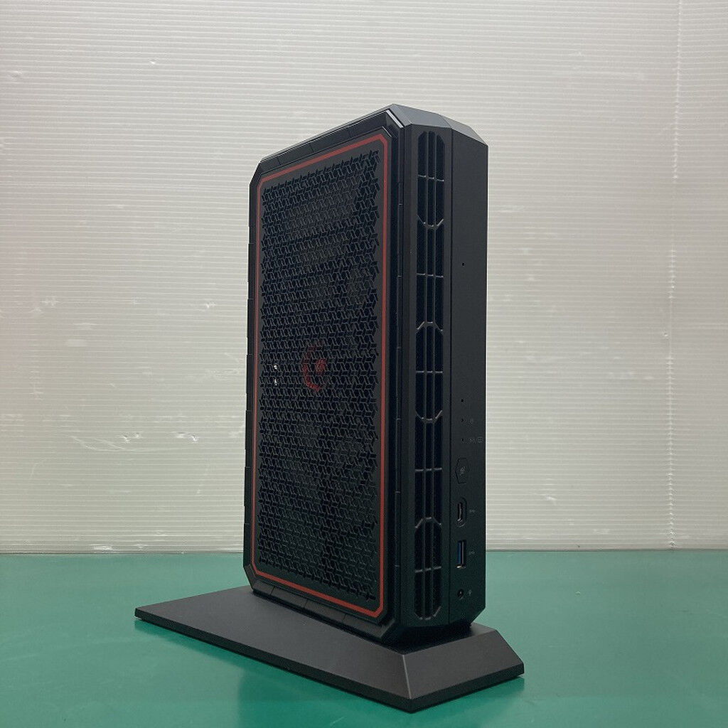 中古 MINISFORUM AtomMan G7 Pt(Ryzen 9 7945HX/32GB/SSD1TB/RX7600M