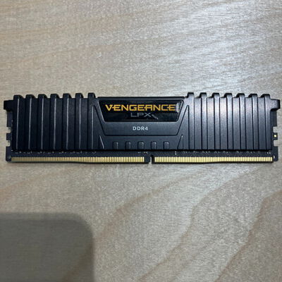 【鹿児島店】中古  PC4-25600 16GB デスクトップ用_ 184900 