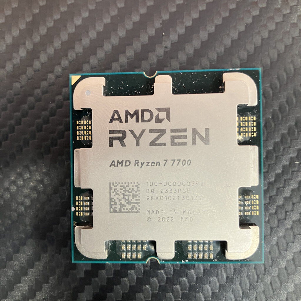AMD Ryzen 7 7700 CPU 動作確認済み 中古 AMD Ryzen 7 7700 (AM5/3.8GHz/40M/C8/T16/65W) 154483 （319136