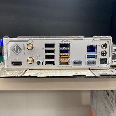 【広島店】中古  ASRock B850 Steel Legend WiFi (B850 AM5 ATX DDR5) 175464 