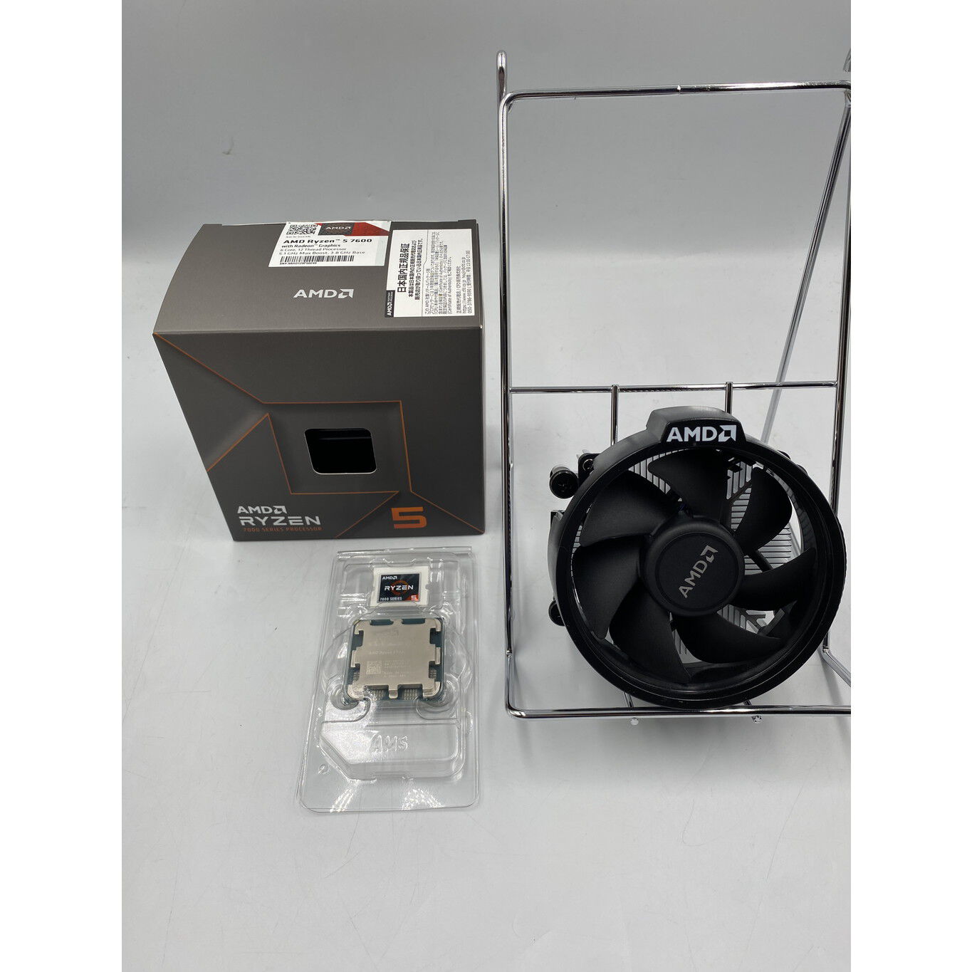 AMD Ryzen 5 7600 BOX 動作品 中古 AMD Ryzen 5 7600 BOX (AM5/3.8GHz/38M/C6/T12/65W) 4510003102