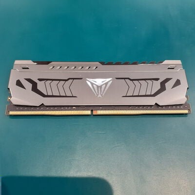 【鹿児島店】中古  PC4-25600 16GB デスクトップ用 140728 