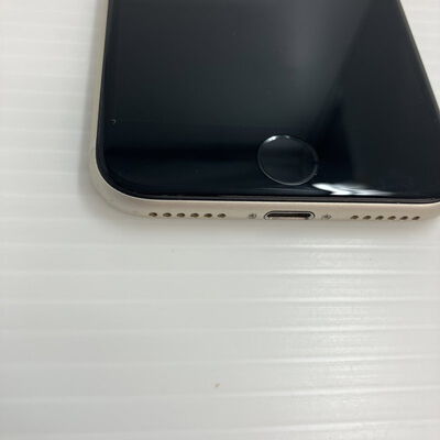 【秋葉原本店】中古  【国内版SIMフリー】Apple iPhoneSE 4.7インチ (第3世代) 64GB (スターライト) MMYD3J/A 154843 