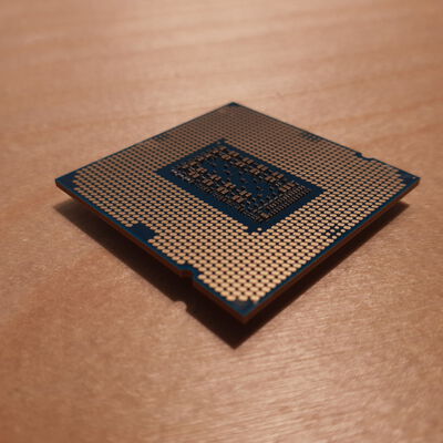 【鹿児島店】中古  INTEL Core i7 11700 (1200/2.5G/16M/C8/T16) 145165 