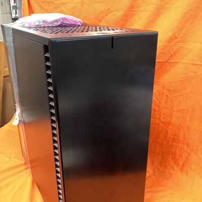 【なんば店】中古  自作パソコン (i7 11700/32GB/SSD240GB/GTX1080Ti) 177336【8/14価格改定!】 
