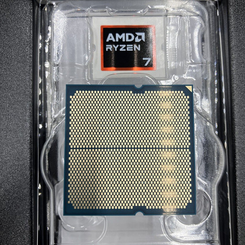 中古 AMD Ryzen 7 9800X3D (AM5/4.7/104M/C8/T16/120W) 172566