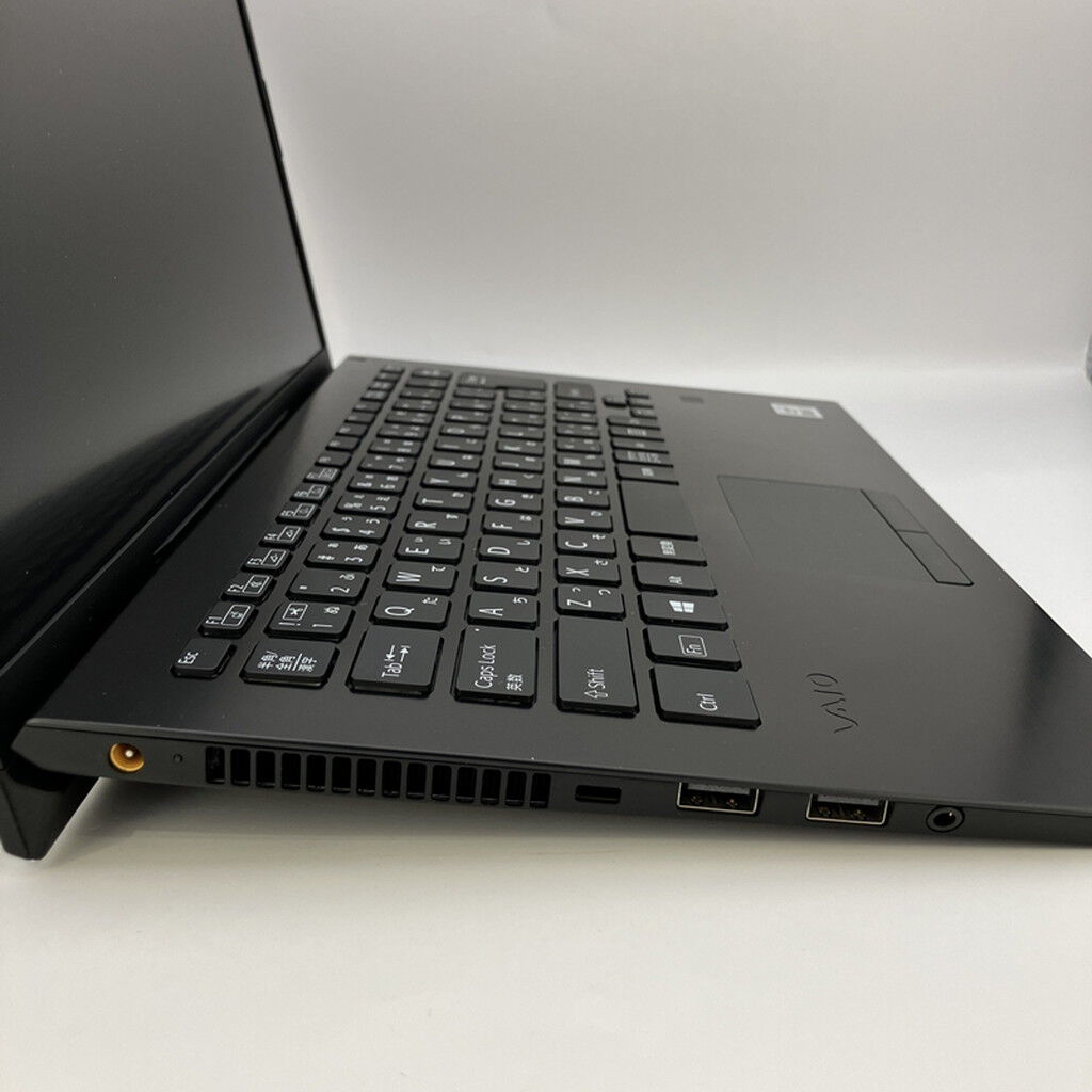 中古 VAIO VJS143C12N(i7-1065G7/16GB/SSD512GB/ドライブなし/13.3