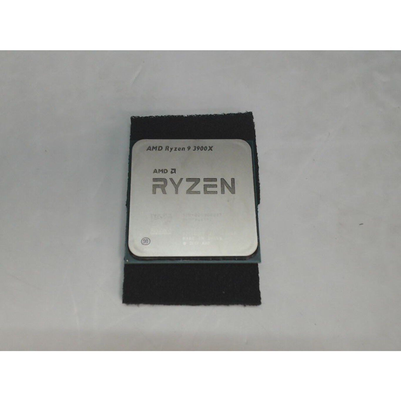 中古 AMD Ryzen 9 3900X (AM4/3.8/70M/C12/T24/105W) 140023 （331419