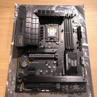 【甲府飯田店】中古  ASUS TUF GAMING H770-PRO WIFI(H770 1700 ATX DDR5) 167259 