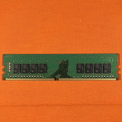 【なんば店】中古  PC4-19200 16GB デスクトップ用 135639 