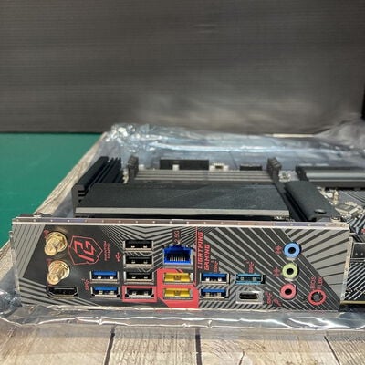 【広島店】中古  ASRock B650 PG Lightning WiFi (B650 AM5 ATX DDR5) 3320004976 