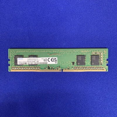 【横浜駅前店】中古  PC4-25600 8GB デスクトップ用(DDR4-3200) 140727 