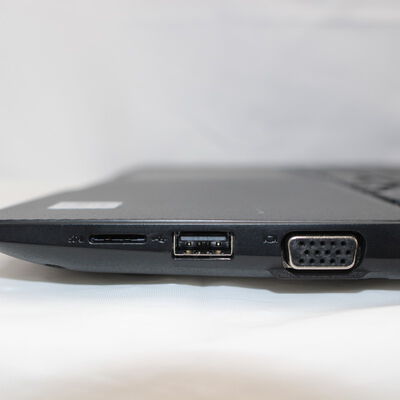 【通販センター】中古  DELL Vostro 3590(Intel Core i5 10210U 1.60GHz/16GB DDR4/SSD256GB/-/オンボード/15.6/1920x1080/GbE/Wi-Fi/WEBCAM/W11P/VBT) 197897 