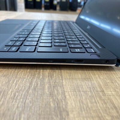 【姫路店】中古  DELL XPS 13 7390  (INTEL Core i5 10210U 1.6GHz/8GB/SSD256GB/-/オンボード/13.3/1920x1080/Wi-Fi/WEBCAM/W11H64) 180648 