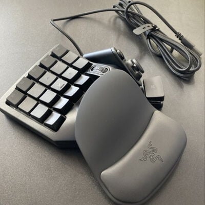 【堺七道店】中古  RAZER TARTARUS V2 4660001548 