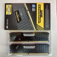 中古  CORSAIR　16GB 2枚組(合計32GB) PC4-21300/DDR4-2666 デスクトップ用 3250006210 