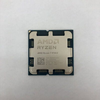 【長野稲里店】中古  AMD Ryzen 7 9700X (AM5/3.8GHz/40M/C8/T16/65W) 169022 