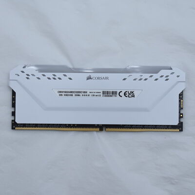 【通販センター】中古  PC4-25600 8GB デスクトップ用(DDR4-3200) 140727 