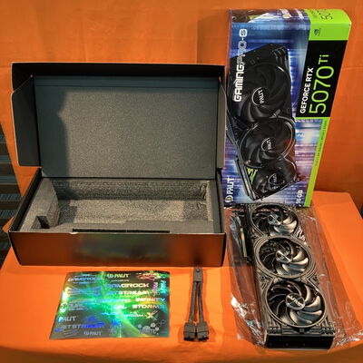 【なんば店】中古  Palit NE7507T019T2-GB2031U(RTX5070Ti GamingPro-S) 3280022039 