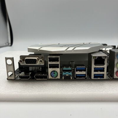 【新潟店】中古  ASRock B550M Pro4 (B550 AM4 mATX DDR4) 142938 