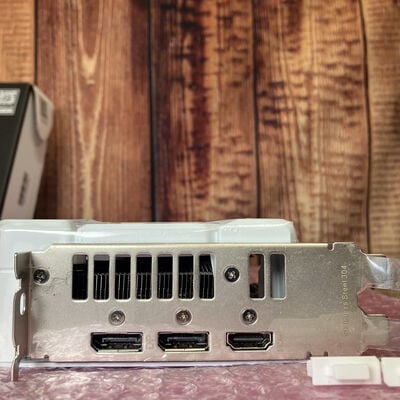 【富士青葉店】中古  ASUS DUAL-RX9060XT-16G-WHITE (RX9060XT 16G) 5070001560 