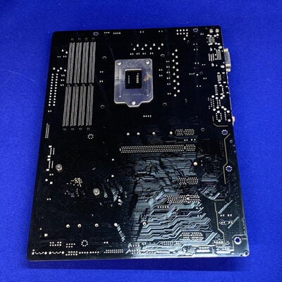 【横浜駅前店】中古  ASRock Z390 Phantom Gaming 4 (Z390 1151 ATX DDR4) 138883 
