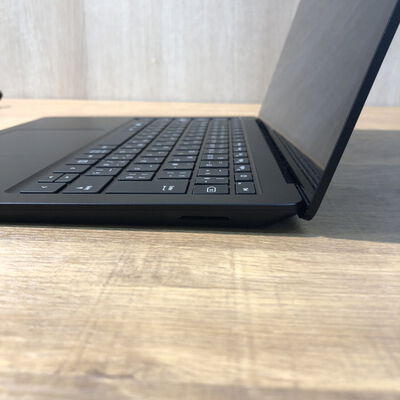 【姫路店】中古  Microsoft Surface Laptop4(Core i5-1135G7/8GB/SSD512GB/なし/オンボード/13.5/2256&times;1504/W11H) 4740001356 