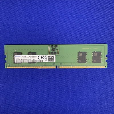 【横浜駅前店】中古  PC5-38400 8GB デスクトップ用 151530 