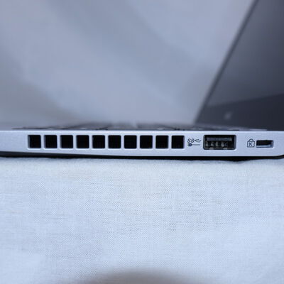 【通販センター】中古  【ジャンク品/保証無/返品質問不可】NEC VersaPro VB-3 PC-VKM17BECHC83ZAWRC(Intel Core i5 8350U/8GB/SSD256GB/なし/オンボード/12.5/1366x768/Wi-Fi/WEBCAM/W11H64 MAR) 178407 