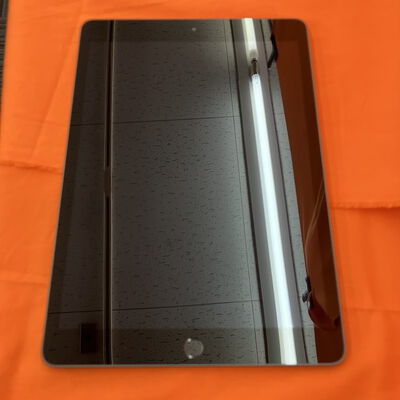 【なんば店】中古  Apple iPad 10.2インチ (第8世代/2020) Wi-Fi 32GB スペースグレイ MYL92J/A 143620【在庫処分!】 