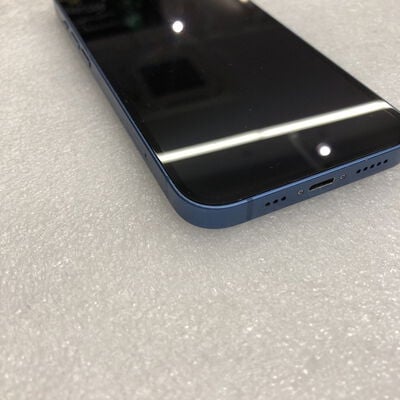 【甲府飯田店】中古  【au版SIMフリー】Apple iPhone13 6.1インチ 128GB (ブルー) MLNG3J/A 147329 