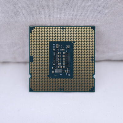 【通販センター】中古  INTEL Core i3 10105 (1200/3.7G/6M/C4/T8) 145174 