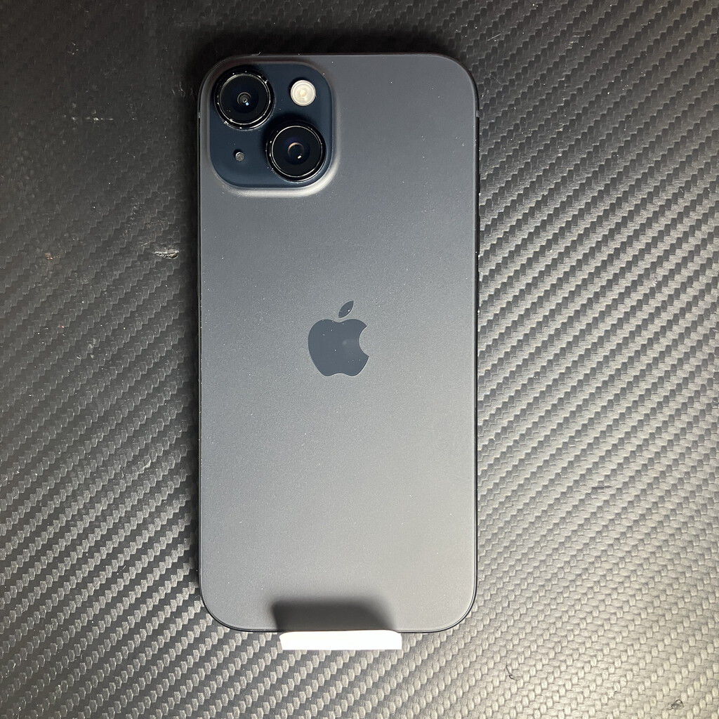 中古 【docomo版SIMフリー】Apple iPhone15 無印 128GB ブラック