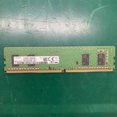 【神戸・三宮店】中古  PC4-19200 4GB デスクトップ用 126162 