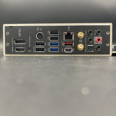 【熊本浜線店】中古  MSI MPG B550 GAMING CARBON WIFI(B550 AM4 ATX DDR4 142927 