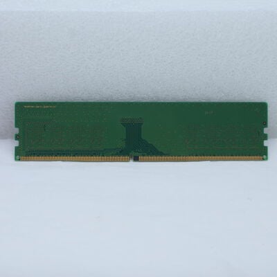 【通販センター】中古  PC4-21300 8GB デスクトップ用(DDR4-2666) 126165 