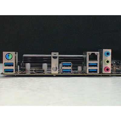 【前橋ｲﾝﾀｰｱｶﾏﾙ店】中古  ASRock B550 Phantom Gaming 4 (B550 AM4 ATX DDR4) 142933 