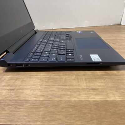【富山本郷店】中古  HP Victus Gaming Laptop 15-fa1260TX (9V5M5PA) (Intel Core i7-13620H/16GB/RTX4060/SSD 512GB/-/15.6inch/LAN+WLAN/WebCAM/Win 11 Home/-) 4760001585 