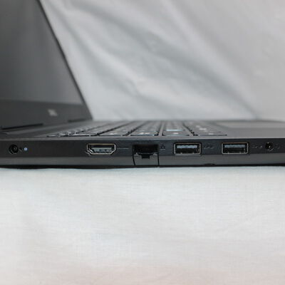 【通販センター】中古  DELL Vostro 3590(Intel Core i5 10210U 1.60GHz/16GB DDR4/SSD256GB/-/オンボード/15.6/1920x1080/GbE/Wi-Fi/WEBCAM/W11P/VBT) 197854 