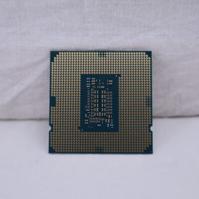 【通販センター】中古  INTEL Core i3 10105 (1200/3.7G/6M/C4/T8) 145174 